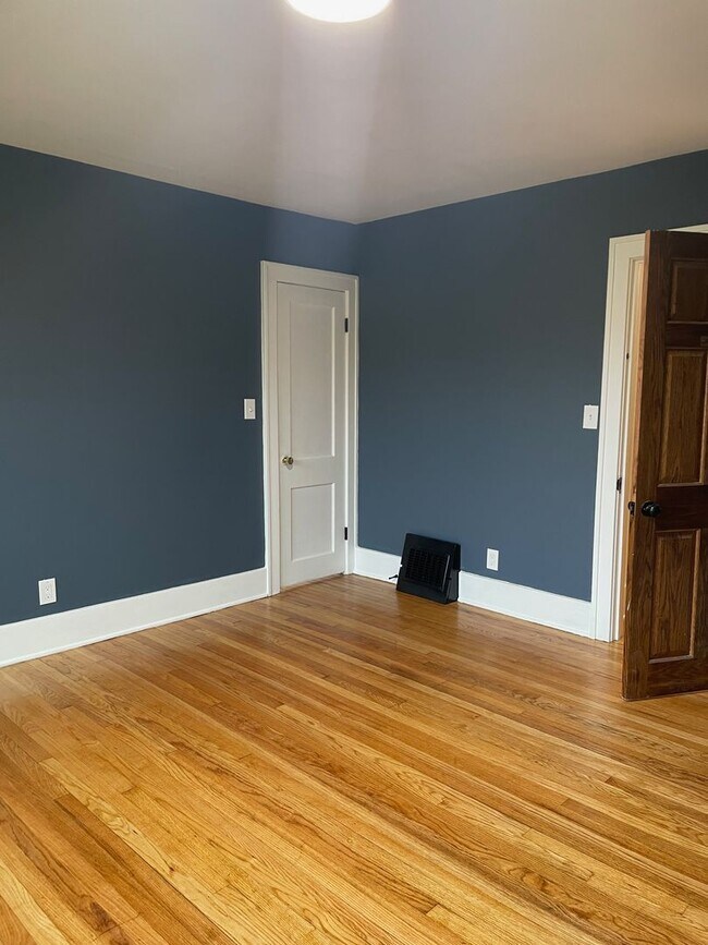 Building Photo - Four Bedroom Farmhouse on Three Acres