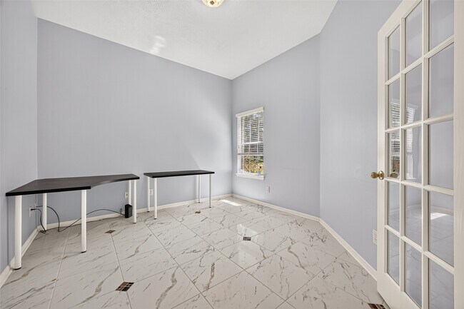 Building Photo - 12338 Ashford Hollow Dr