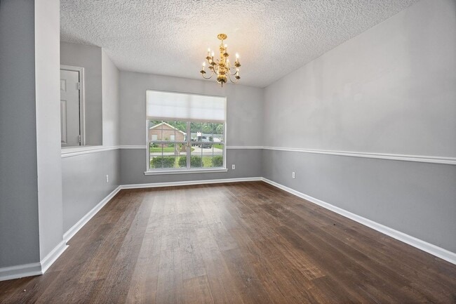 Building Photo - Gorgeous All-Brick San Jose Home!