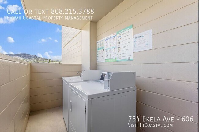 Building Photo - 754 Ekela Ave