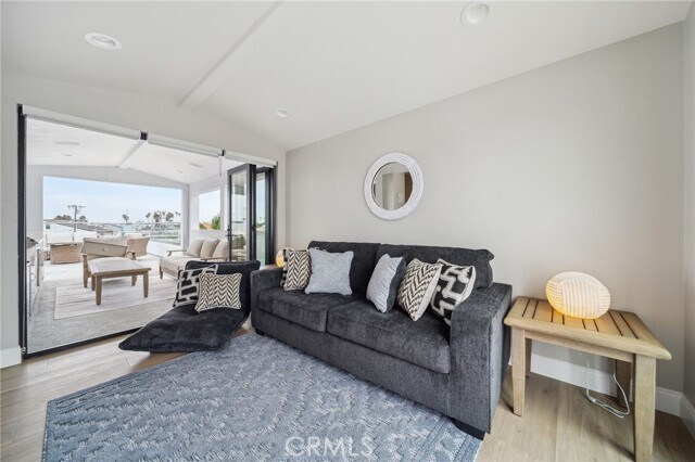 Building Photo - 506 Clubhouse Ave