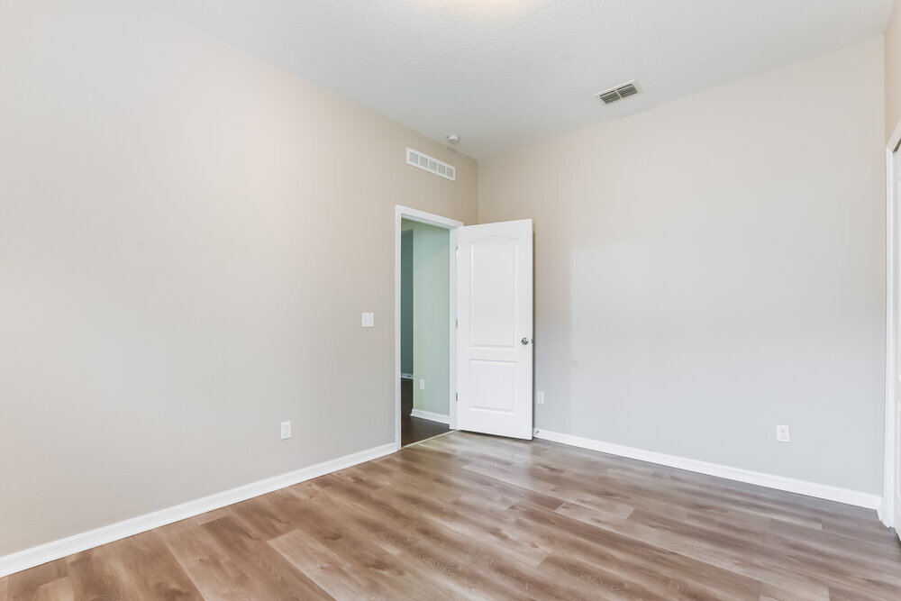 Building Photo - 418 Hammerstone Ave