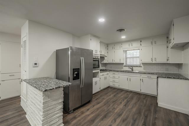 Building Photo - 2021 Glen Haven Dr