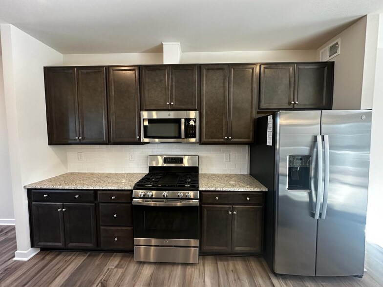 Building Photo - 6113 Jackline Run