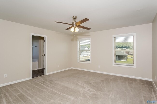 Building Photo - 117 Holly Fern Dr.