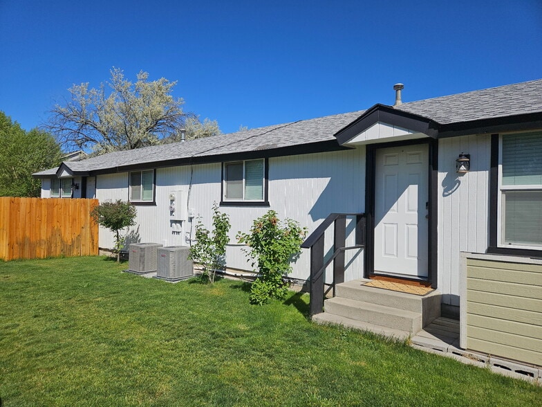 Building Photo - 5145 Quinella Ct