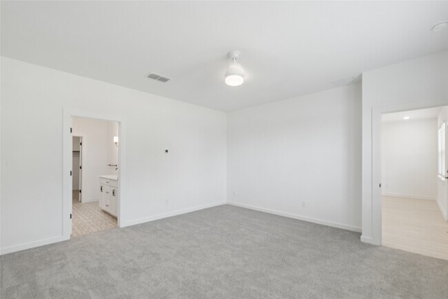 Building Photo - 4727 Bay Vista Dr