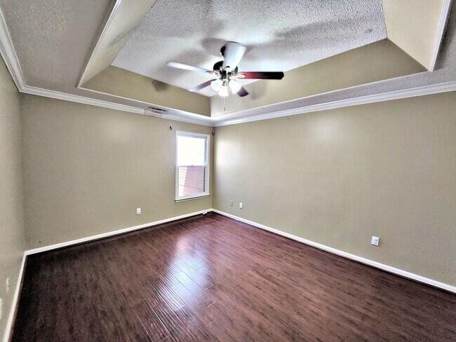 Building Photo - TOWNHOUSE FOR RENT - DECATUR SE