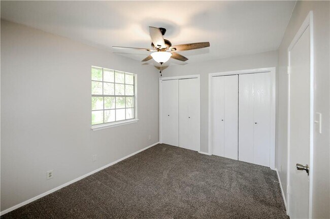 Building Photo - 1700 Waterloo Trl