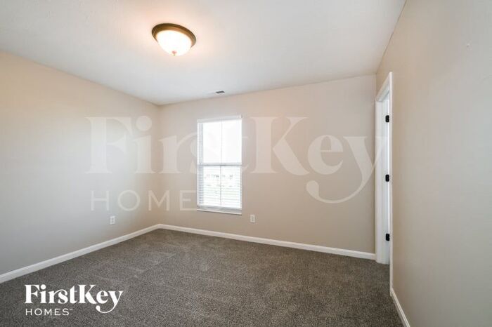 Building Photo - 5509 W Woods Edge Dr