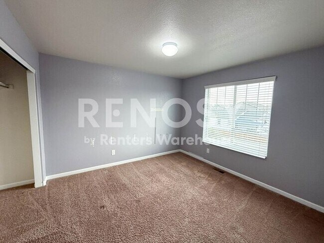 Building Photo - Spacious 4-Bedroom Home with Open Floor Plan and Large Backyard in Thornton