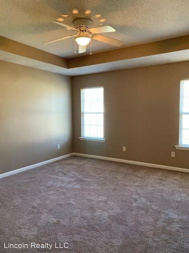 Building Photo - 3 br, 2 bath House - 1812 Chestnut Dr