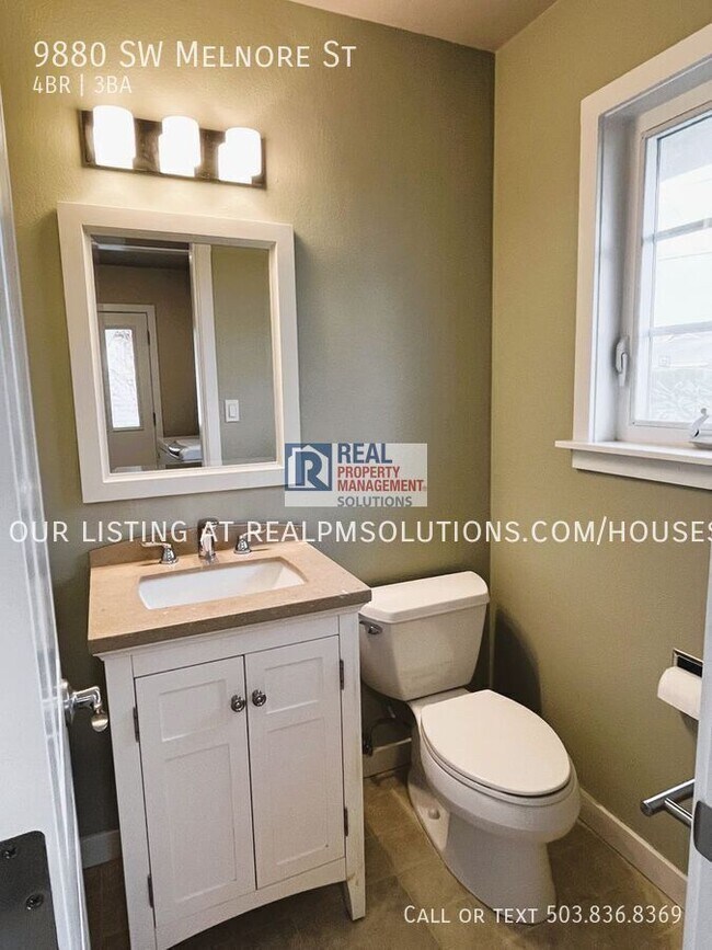 Building Photo - 9880 SW Melnore St