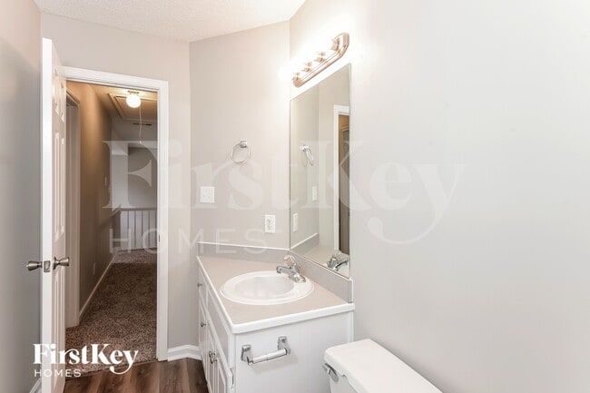 Building Photo - 412 Nicole Ct