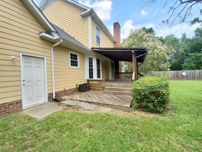 Building Photo - 3508 Gowan Ln