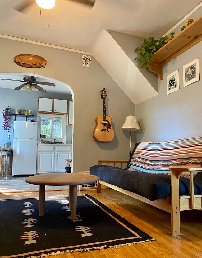 Main living room connected to the kitchen - 1301 E 7th St