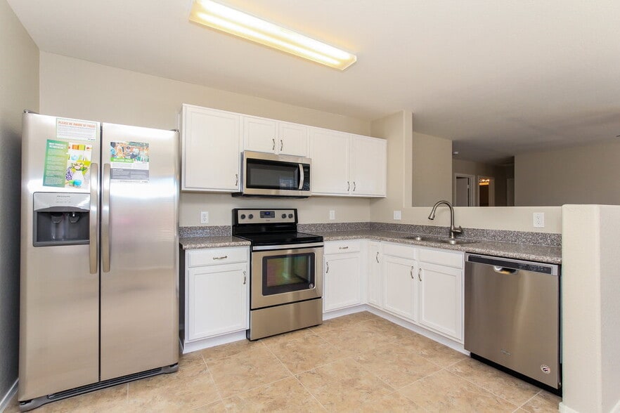 Building Photo - 16080 W Jackson St