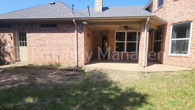 Building Photo - 329 Parkhurst Ln
