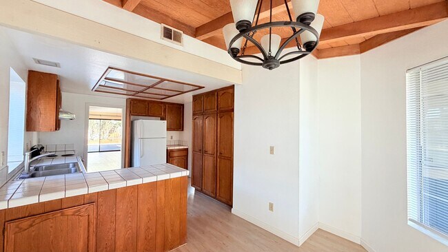 Building Photo - 228 Puddingstone Rd