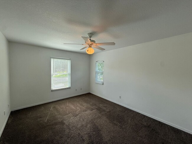 Building Photo - 8927 Courtyard Ln