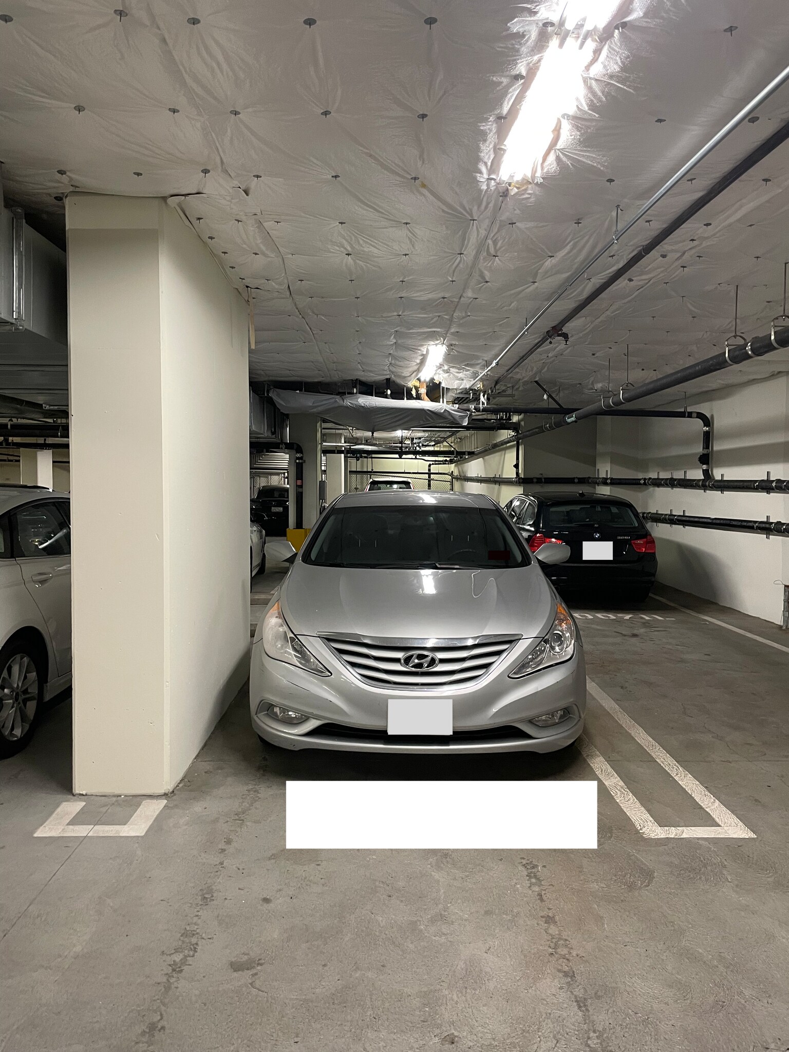 Building Photo - 1100 S Hope St