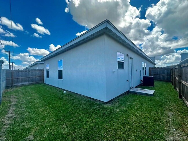 Building Photo - 23 N 37th St
