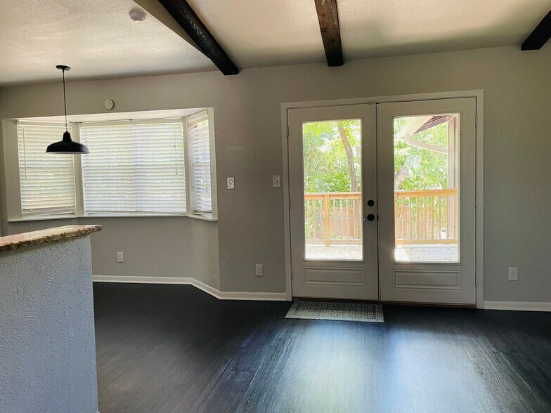 French doors to back deck and yard - 6717 Tulsa Cove