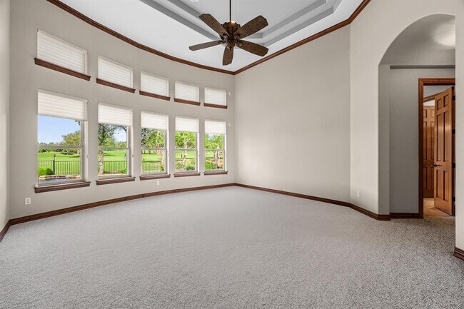 Building Photo - 4008 Sugarloaf Dr