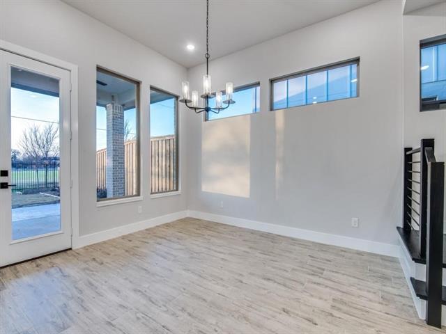 Building Photo - 119 W Park Dr