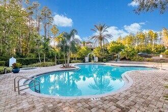 Building Photo - 8516 Island Breeze Ln
