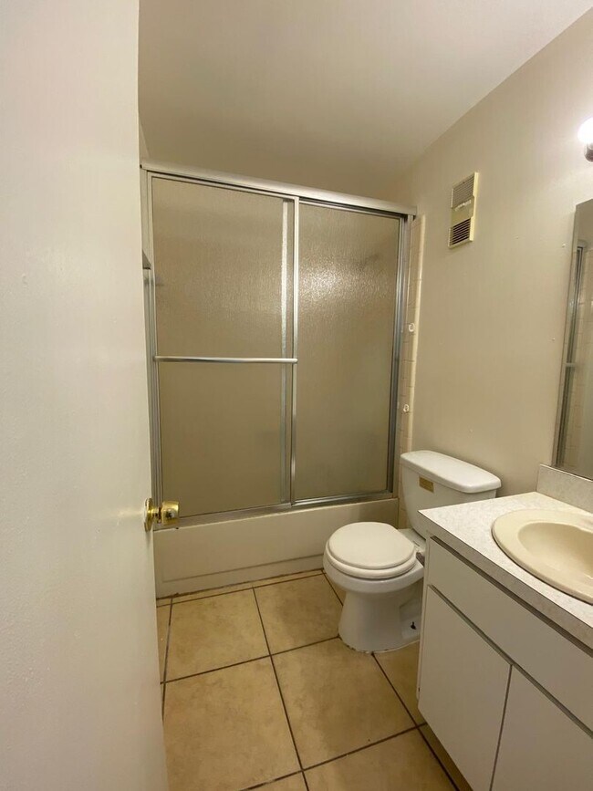 Building Photo - 4713 Almond Willow Dr