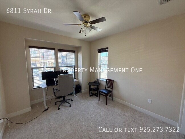 Building Photo - 6811 Syrah Dr