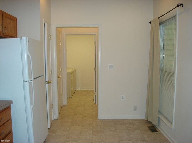 Building Photo - 2 br, 3 bath Condo - 75 Harborton Lane