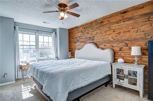 Building Photo - FOR RENT - OCEAN LAKES, VIRGINIA BEACH