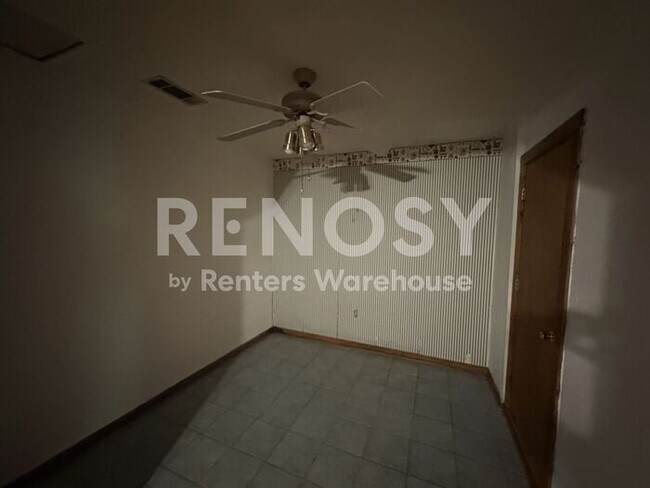 Building Photo - Great Location in South Arlington