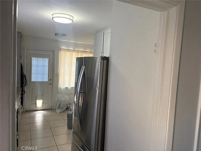 Building Photo - 7936 Dumond Dr