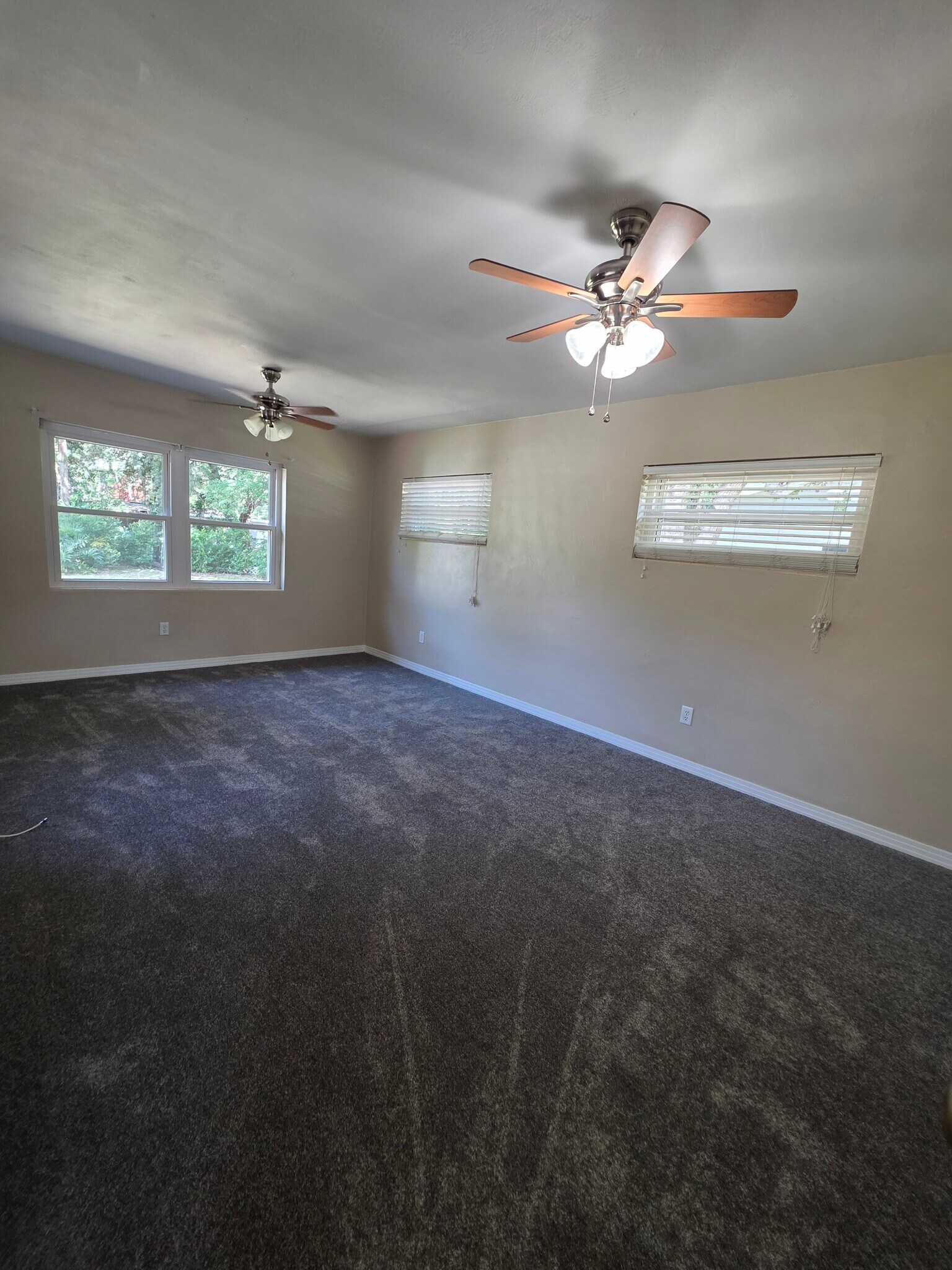 Building Photo - 1641 Meadowbrook Ave