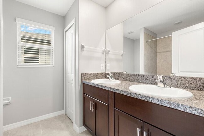 Building Photo - LIKE NEW Home For Rent in Touchstone