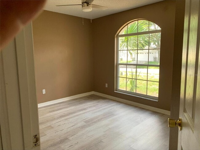 Building Photo - 7817 Laurel Oak Ln