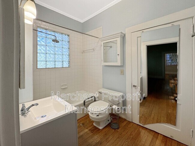 Building Photo - 6 Tomassee Ave