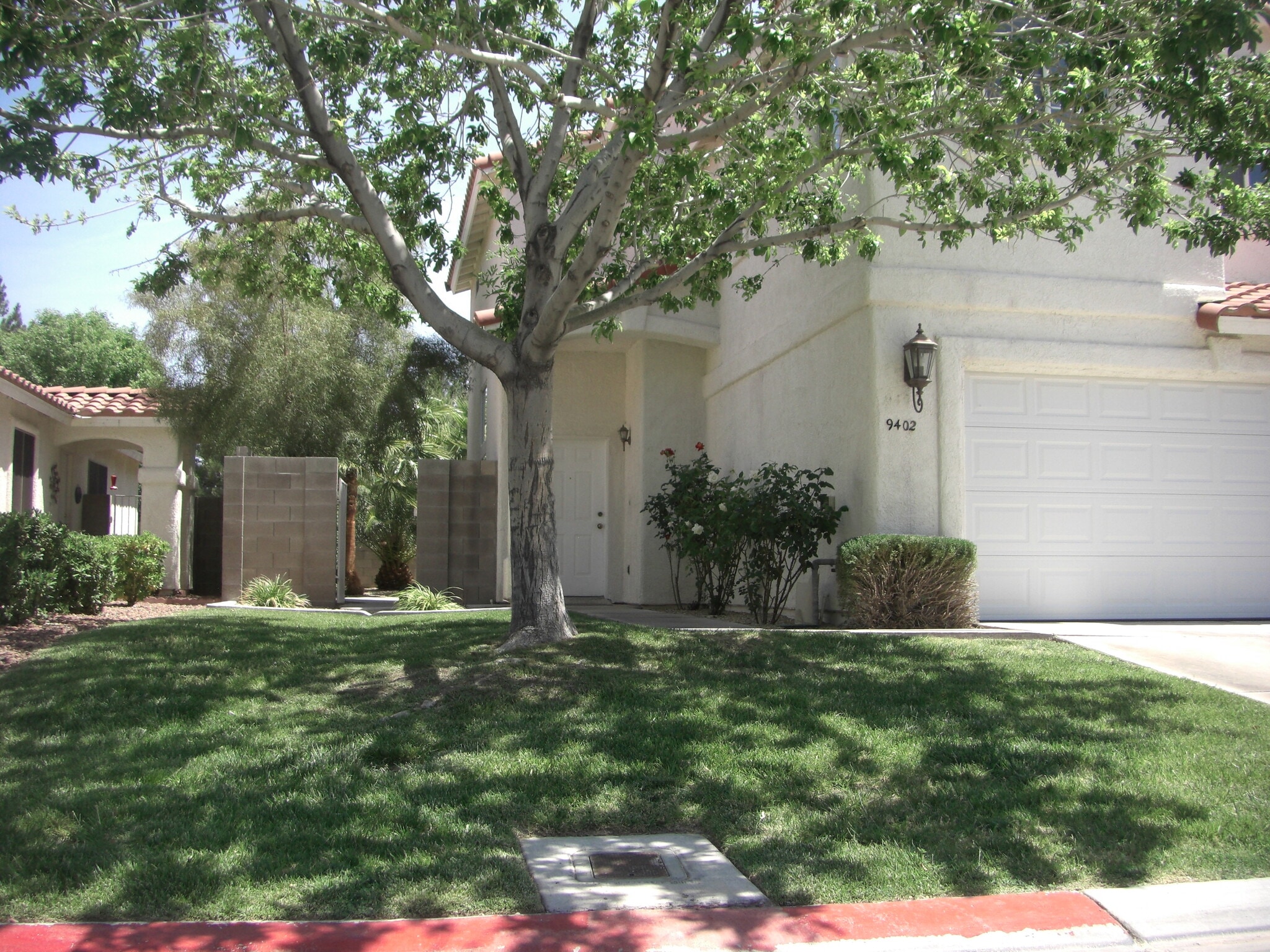 Building Photo - 9402 Santa Fe Rose Street