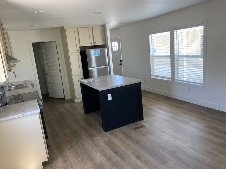 Building Photo - 2060 N Center St