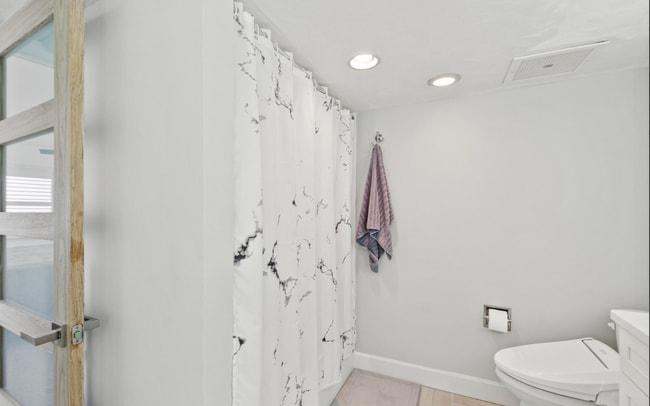 Building Photo - 3003 S Atlantic Ave