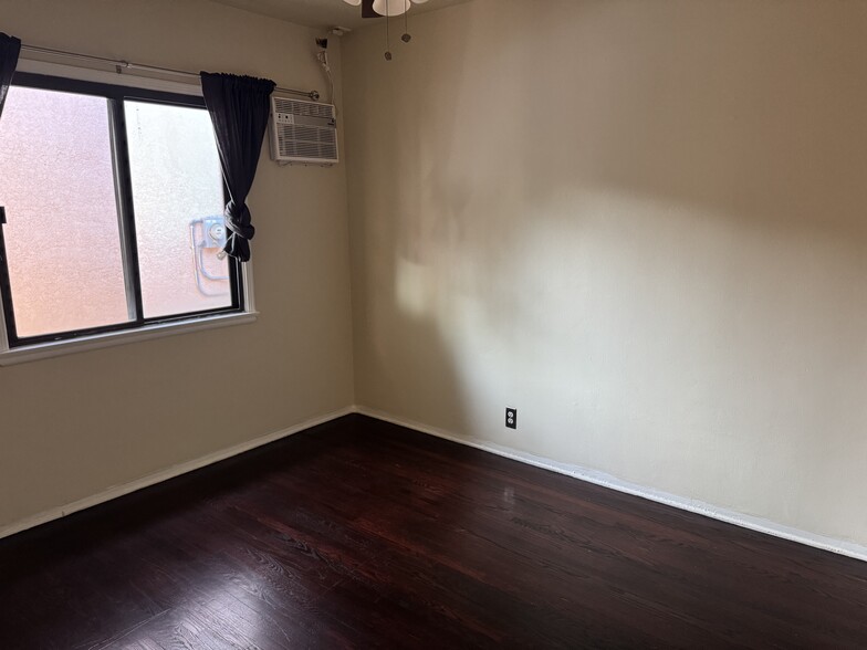 Bedroom - 11809 Valerio St