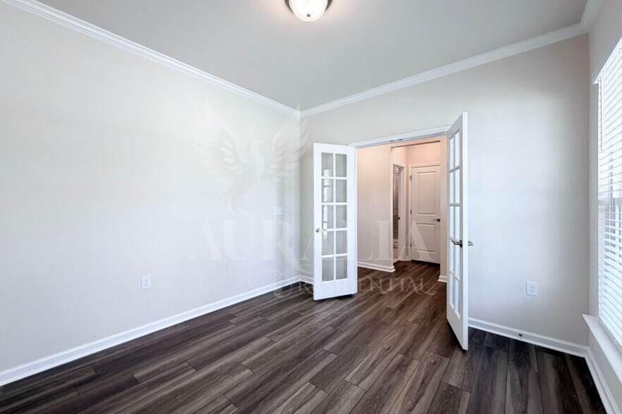 Building Photo - 5701 Agrinio Way