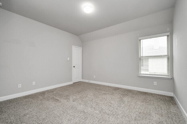 Building Photo - 3510 Harper Ferry Pl
