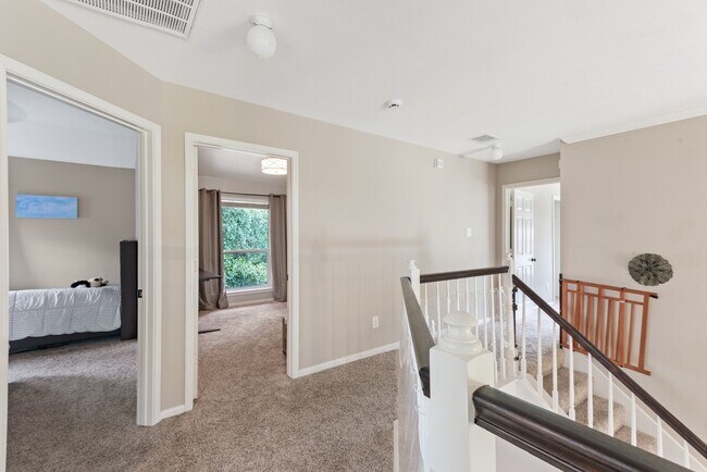 Building Photo - 14618 Oxwick Cir