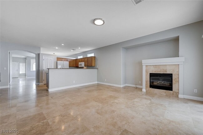 Building Photo - 10518 Santerno St