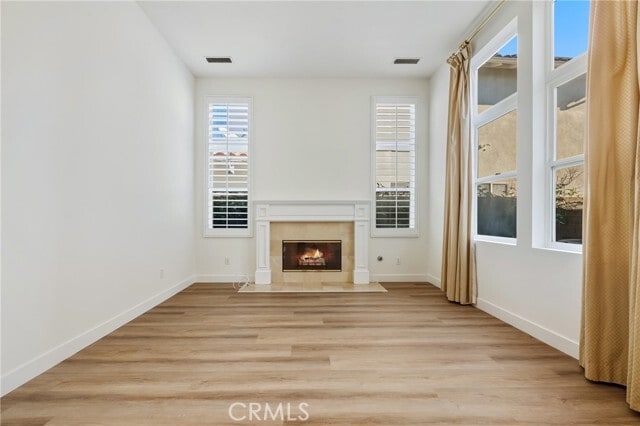 Building Photo - 6 Sutton