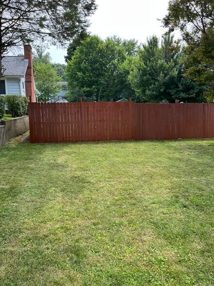 Building Photo - 1006 N 4th St